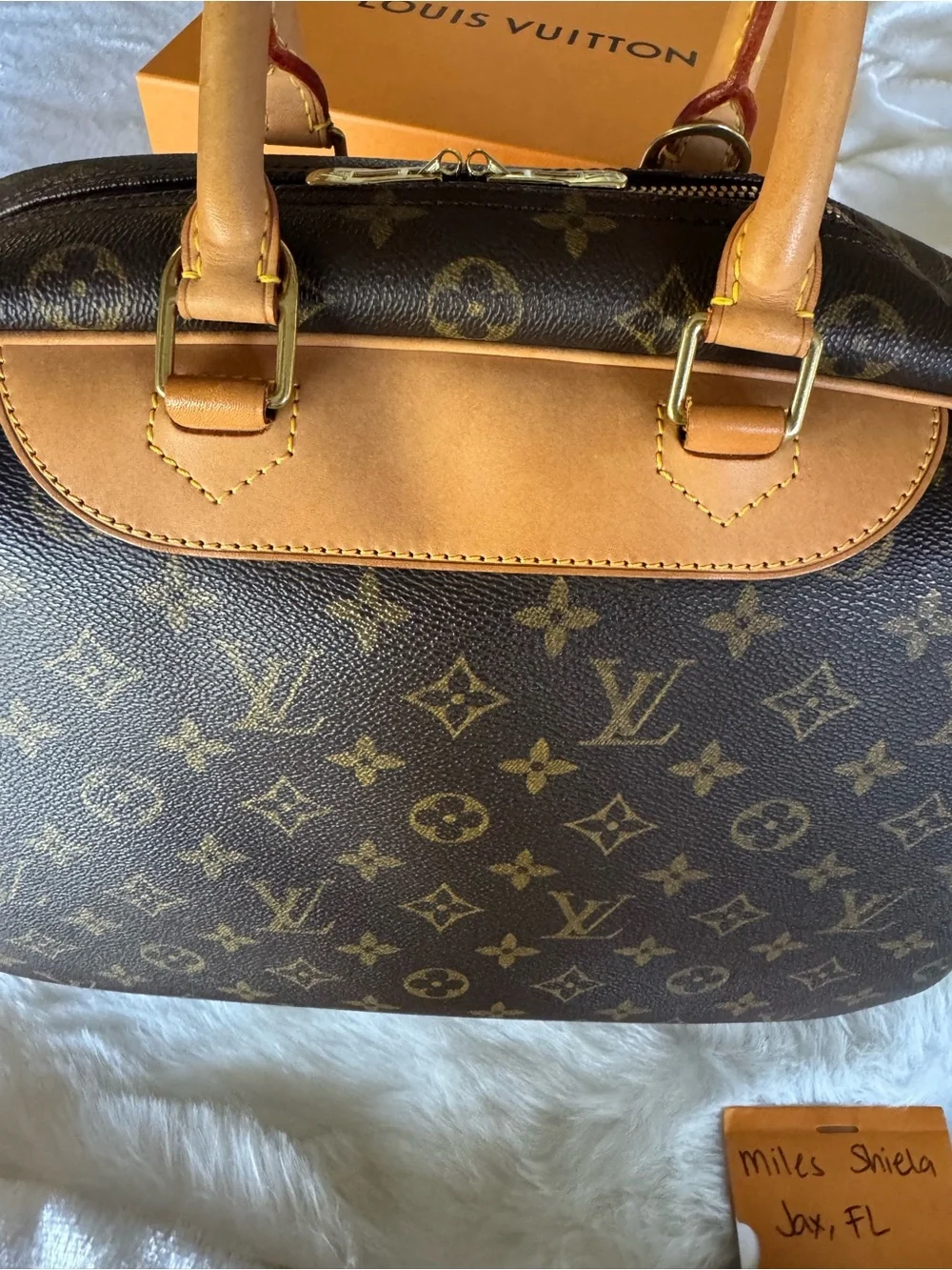 Louis Vuitton Deauville Monogram